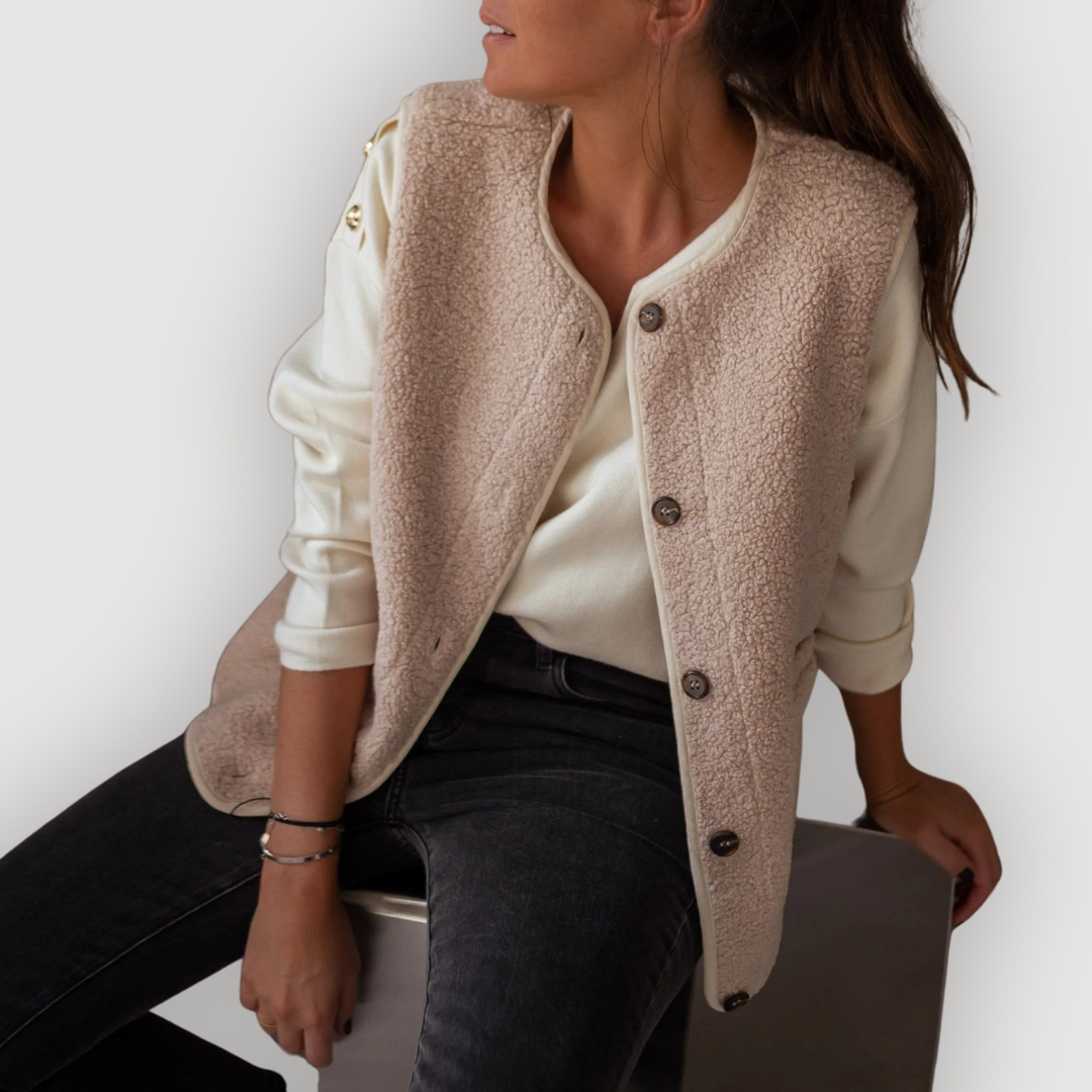 LARA – SHERPA BUTTON VEST