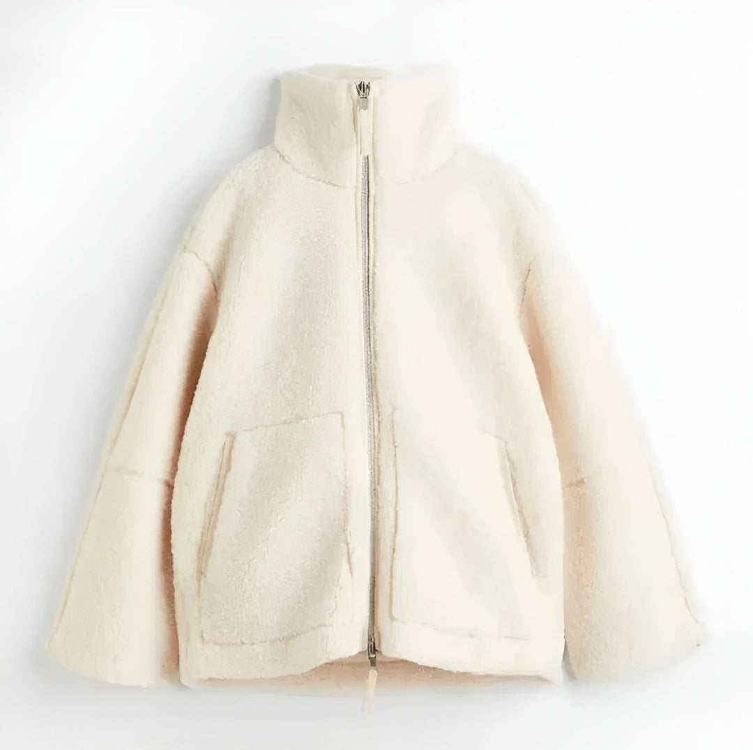Amara™ – Soft Teddy Coat
